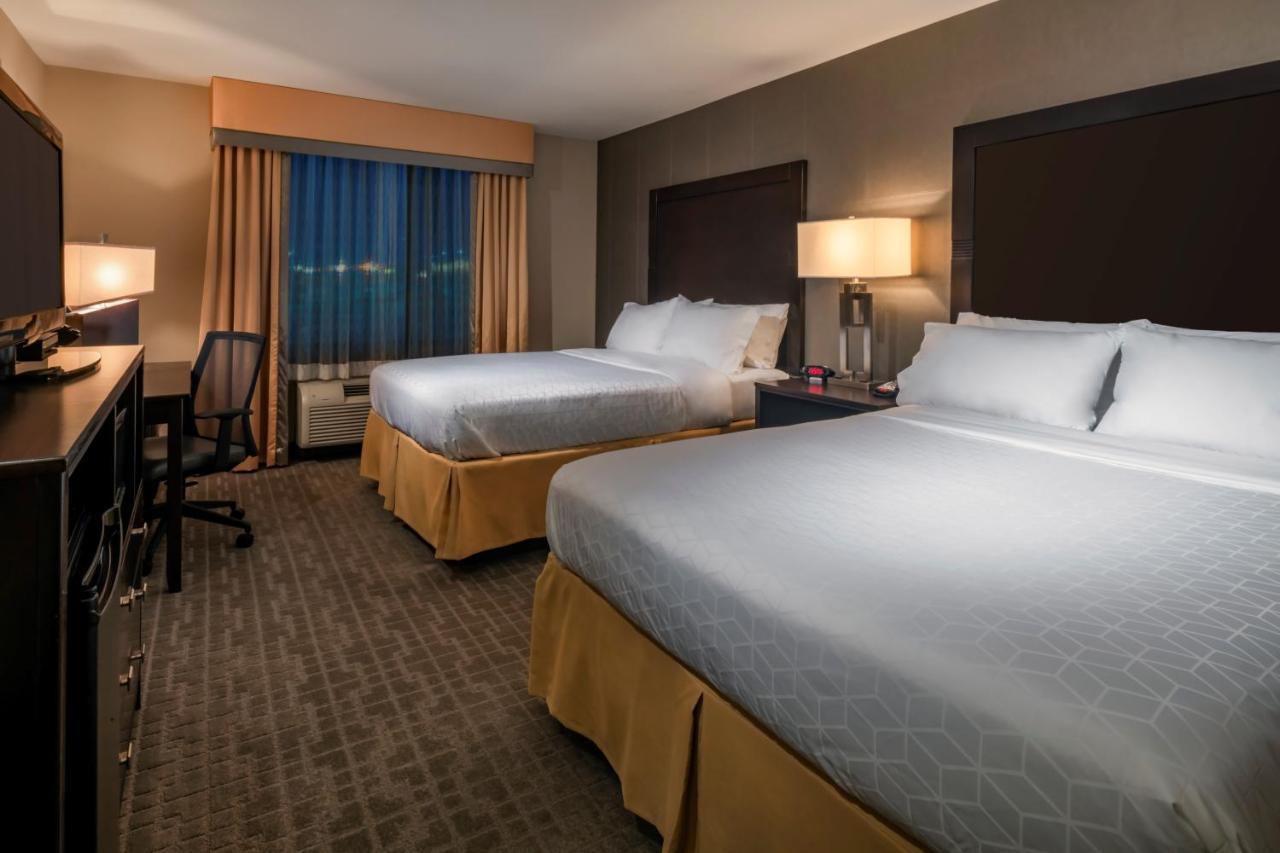 Holiday Inn Express Hays By Ihg Eksteriør billede