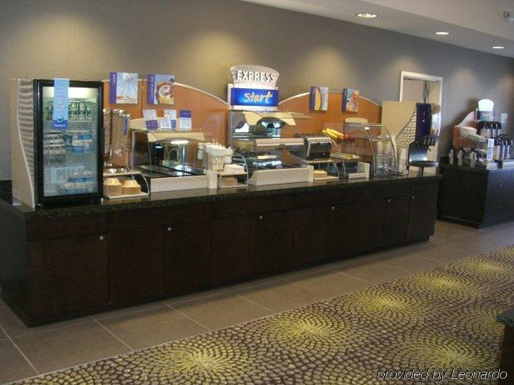 Holiday Inn Express Hays By Ihg Eksteriør billede