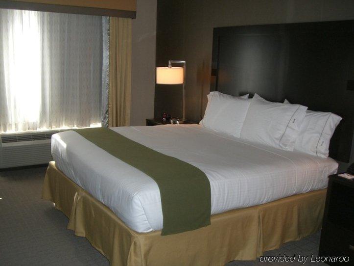 Holiday Inn Express Hays By Ihg Værelse billede