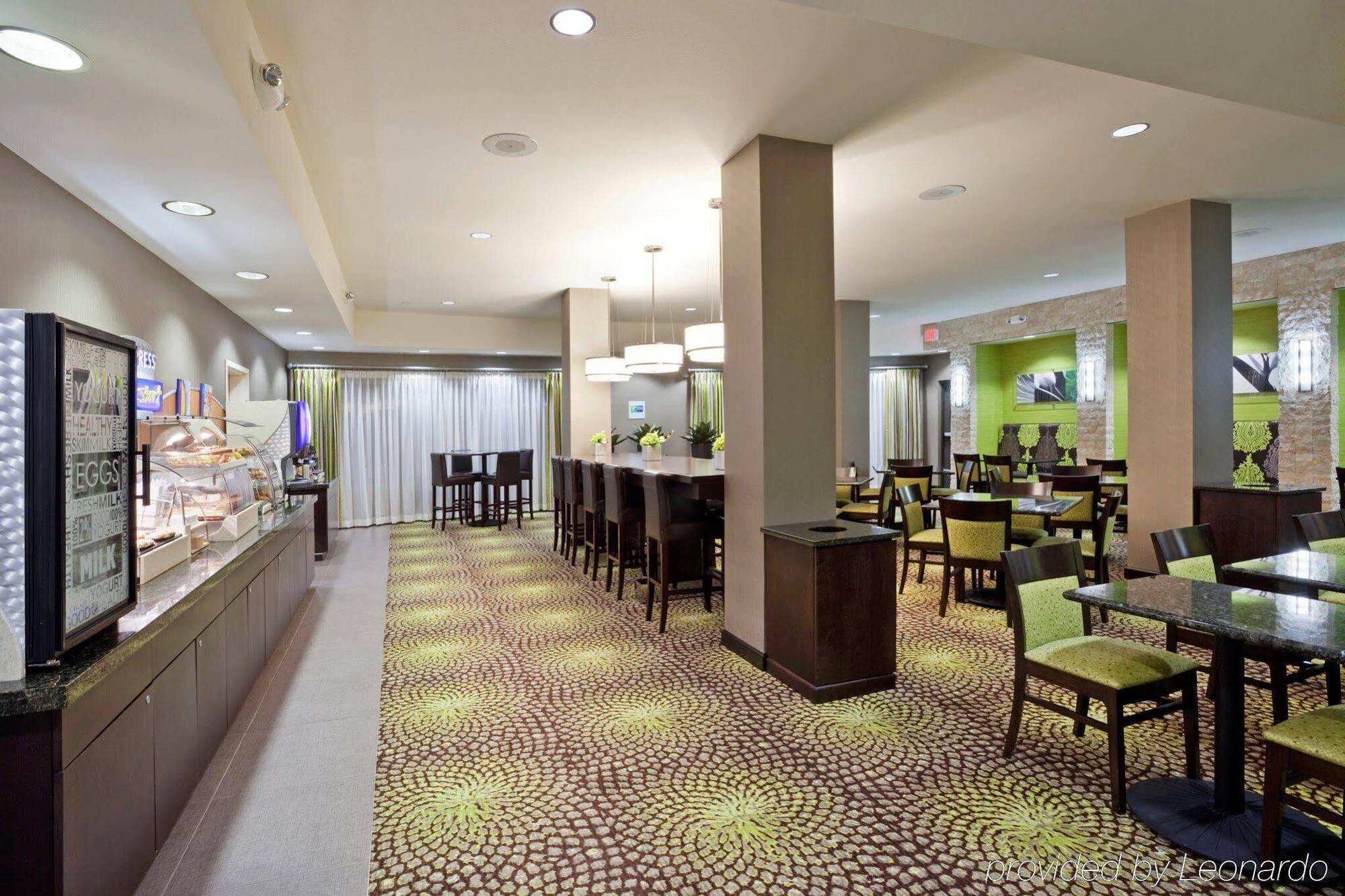 Holiday Inn Express Hays By Ihg Eksteriør billede